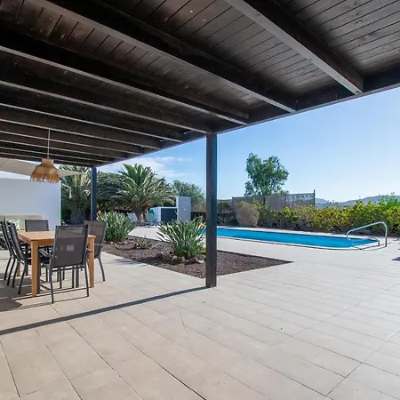 Heated & Shared Pool Villa Matriana 36A, North Shore Villas Lajares Zewnętrze zdjęcie