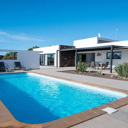 Heated & Shared Pool Villa Matriana 36A, North Shore Villas Lajares Zewnętrze zdjęcie