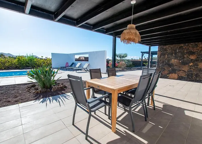 Heated & Shared Pool Villa Matriana 36A, North Shore Villas